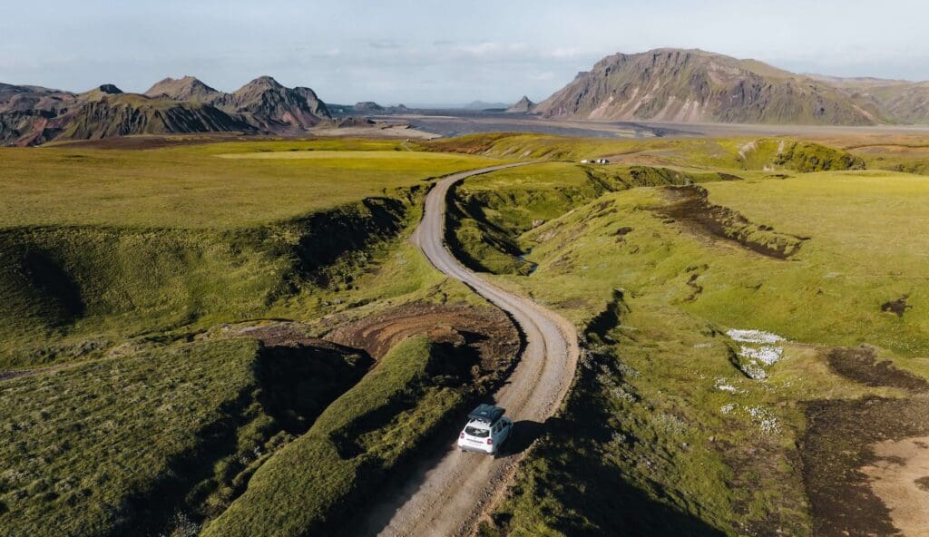 road iceland nordic nomads roadtrip in ijsland