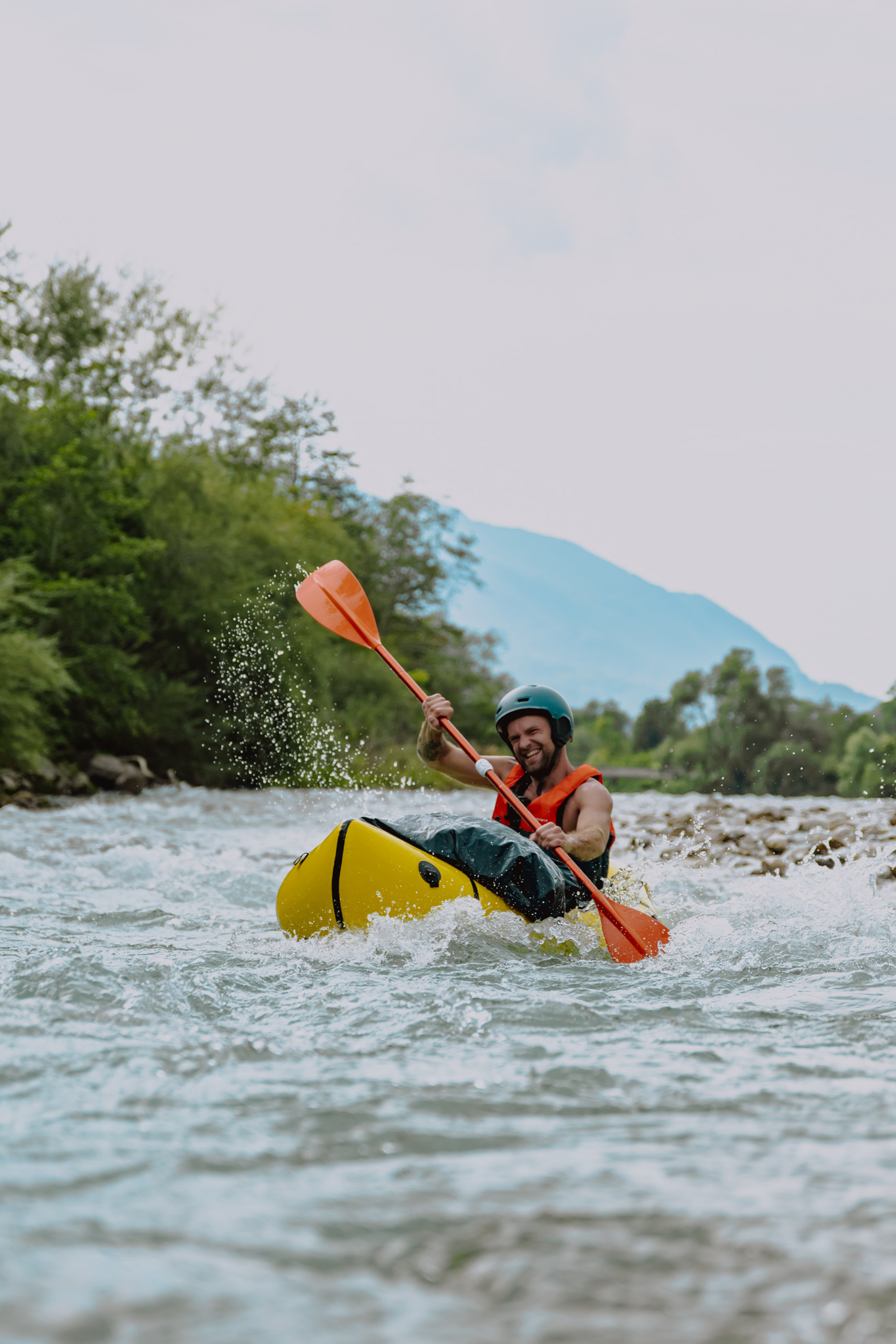 photocontest packraft