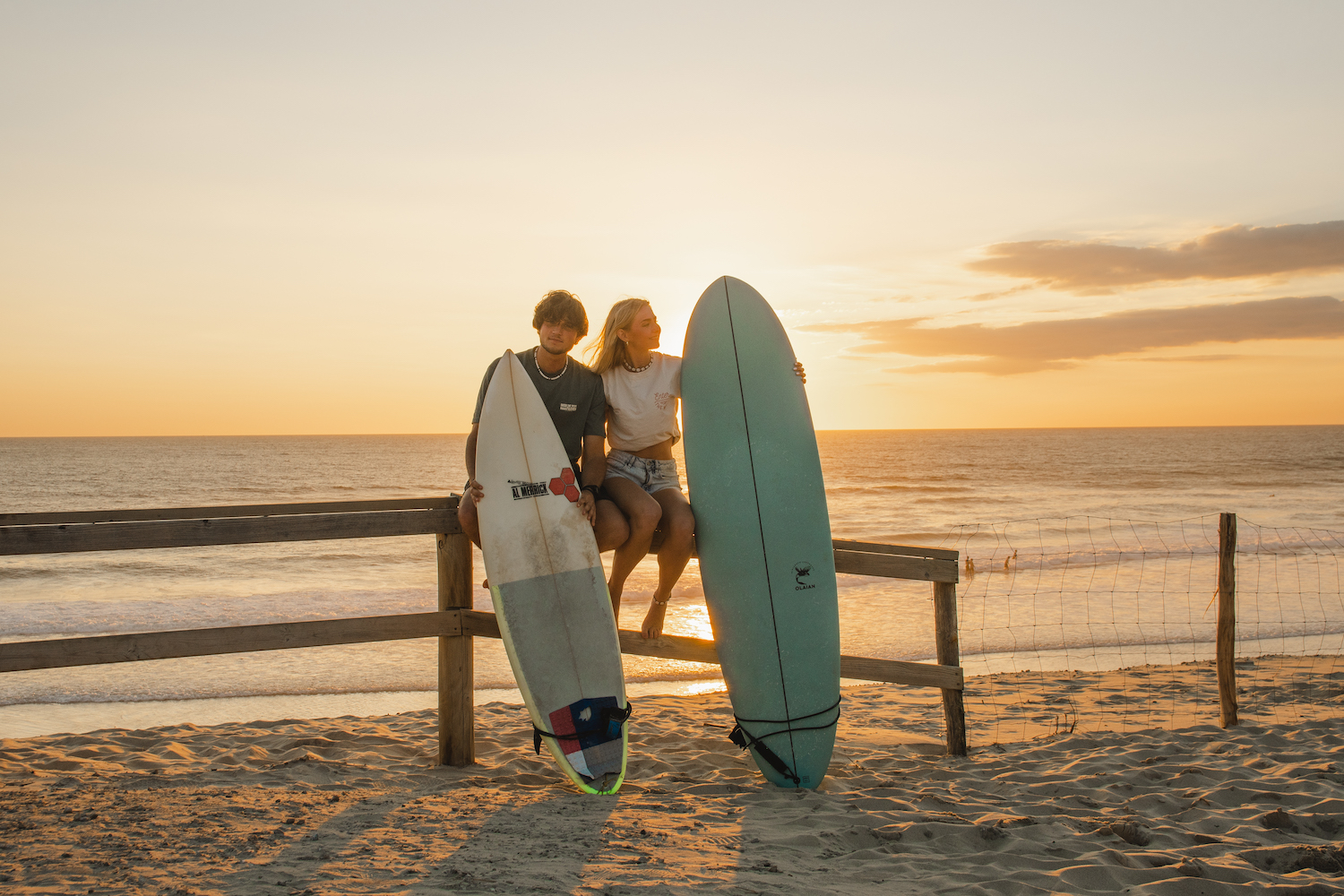 Leren surfen op vakantie: 3 fantastische spots voor beginners