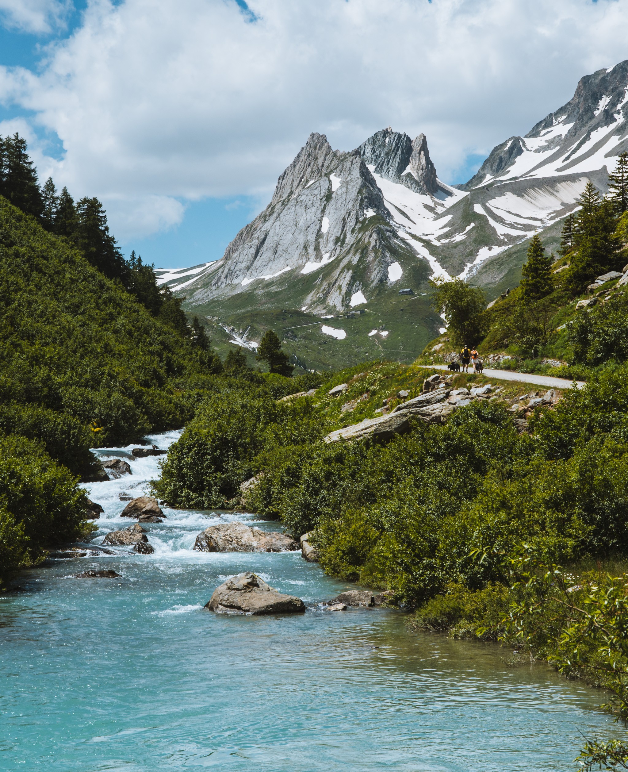 cours d'eau tour du mont blanc france